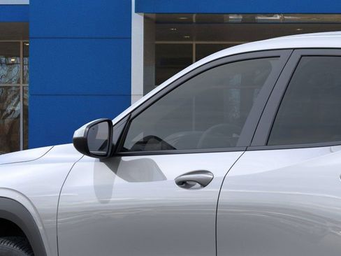 New 2026 Chevrolet Trax LS FWD image 12