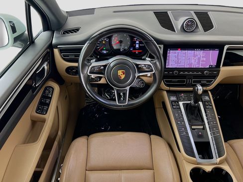 Used 2020 Porsche Macan S image 24