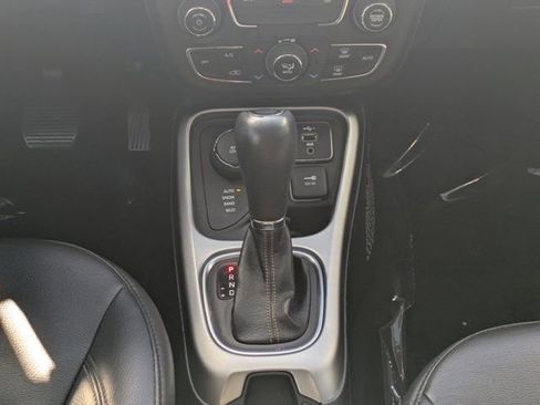 Used 2021 Jeep Compass Latitude w/ Convenience Group AWD/4WD image 17