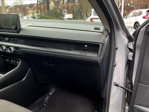 Used 2023 Honda CR-V EX image 16