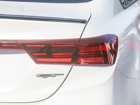 Used 2023 Kia Forte GT w/ GT2 Package image 12