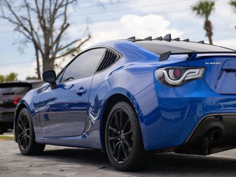 Used 2018 Subaru BRZ Limited w/ Popular Package #3 RWD image 9