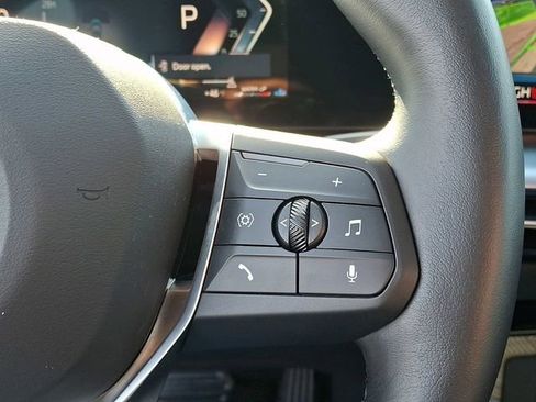 Certified 2025 BMW X1 xDrive28i w/ Convenience Package image 26