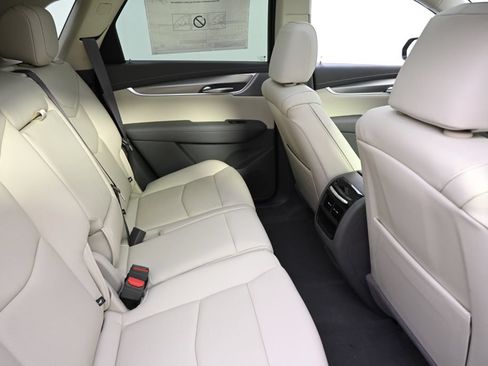 New 2026 Cadillac XT5 Premium Luxury w/ Driver Assist Package AWD/4WD image 18