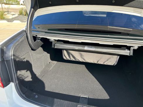 Used 2014 Mercedes-Benz E 350 Sedan image 14