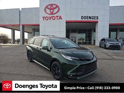 New 2025 Toyota Sienna XLE Woodland Edition
