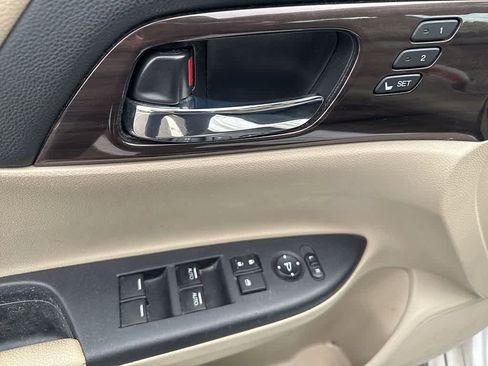 Used 2017 Honda Accord Touring image 11