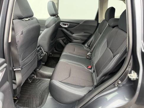 Used 2019 Subaru Forester Premium AWD/4WD image 23