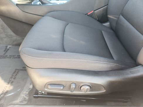 Used 2024 Chevrolet Malibu LT image 25