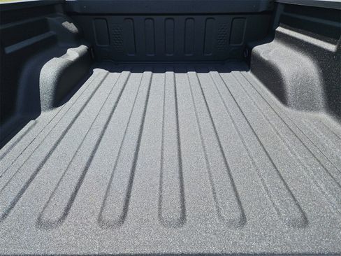 New 2025 Jeep Gladiator Rubicon w/ Convenience Group image 32