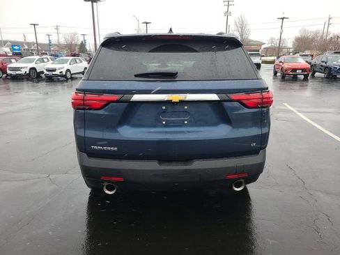 Used 2023 Chevrolet Traverse LT image 4
