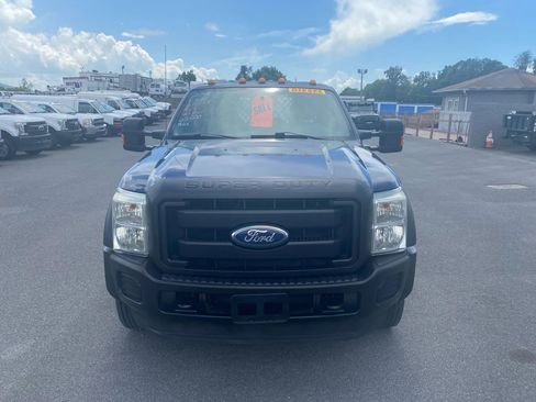 Used 2012 Ford F550 176  W.B. 4D w/ Payload Upgrade Pkg image 2