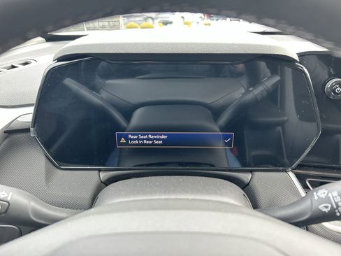 Used 2025 Chevrolet TrailBlazer LT w/ Convenience Package image 26