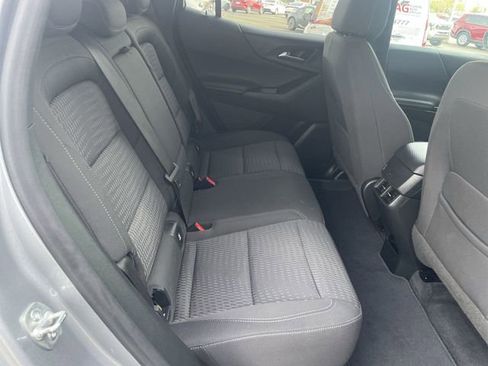 Used 2025 Chevrolet Equinox LT FWD image 37