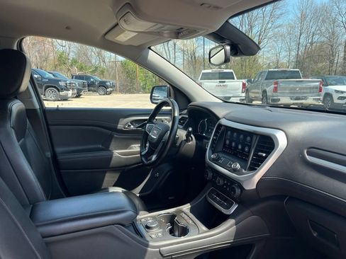 Used 2023 GMC Acadia SLT AWD/4WD image 41