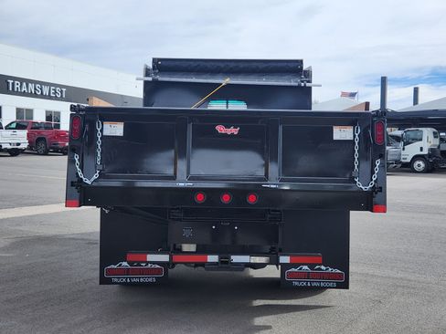 New 2025 Isuzu NPR image 4