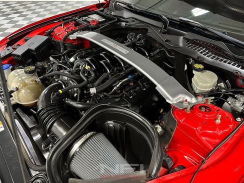 Used 2016 Ford Mustang Shelby GT350 w/ Track Package image 43