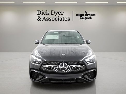 Used 2025 Mercedes-Benz GLA 250 image 2