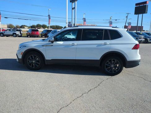 Used 2024 Volkswagen Tiguan SE image 5