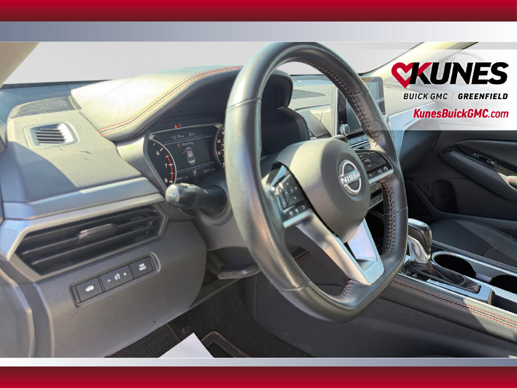 Used 2024 Nissan Altima 2.5 SR FWD image 22