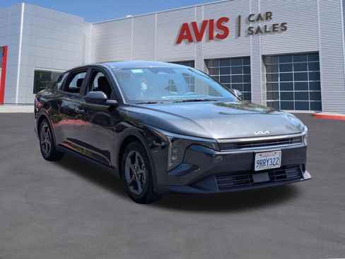 Used 2025 Kia K4 FWD image 3