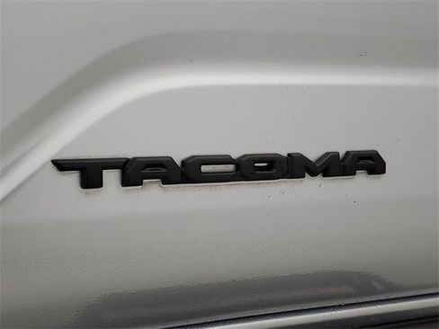 Used 2024 Toyota Tacoma SR5 image 8