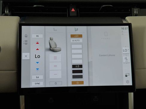 New 2025 Land Rover Discovery Sport S image 17