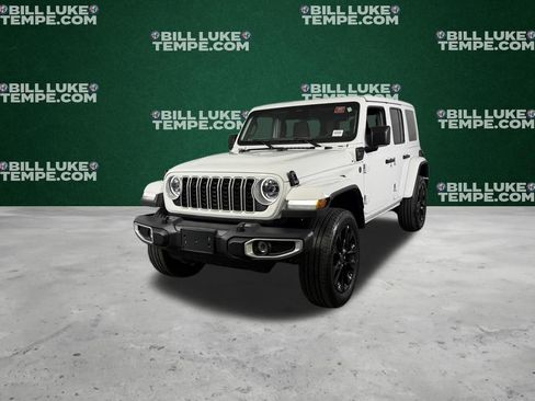 Used 2025 Jeep Wrangler Unlimited Sahara w/ Safety Group AWD/4WD image 10