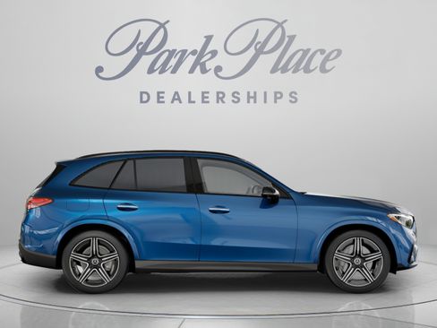 Certified 2026 Mercedes-Benz GLC 300 image 25