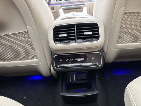 Certified 2021 Mercedes-Benz GLS 450 4MATIC image 22