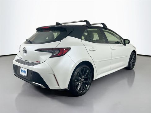 Used 2025 Toyota Corolla XSE FWD image 6