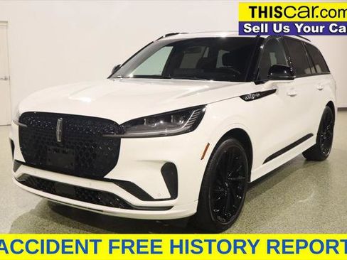 Used 2025 Lincoln Aviator Reserve w/ Equipment Group 201A image 3