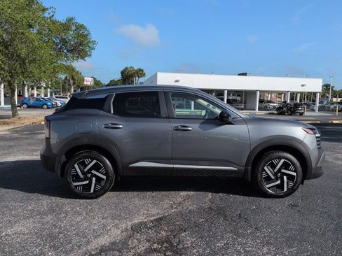 Certified 2026 Nissan Kicks SV FWD image 3