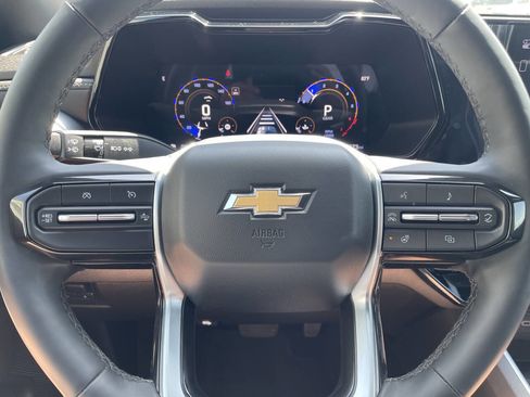 Used 2024 Chevrolet Colorado LT w/ LT Convenience Package III image 22