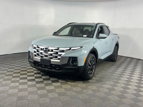 Used 2022 Hyundai Santa Cruz SEL Premium image 3