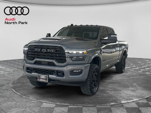 Used 2025 RAM 2500 Laramie AWD/4WD image 1