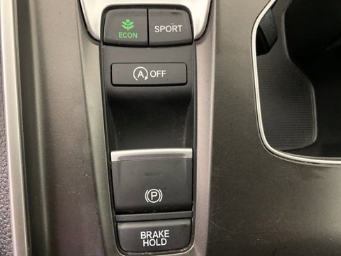 Used 2022 Honda Accord Sport image 14