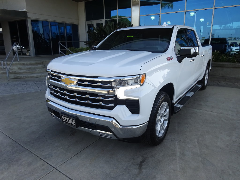 Certified 2022 Chevrolet Silverado 1500 LTZ AWD/4WD image 3