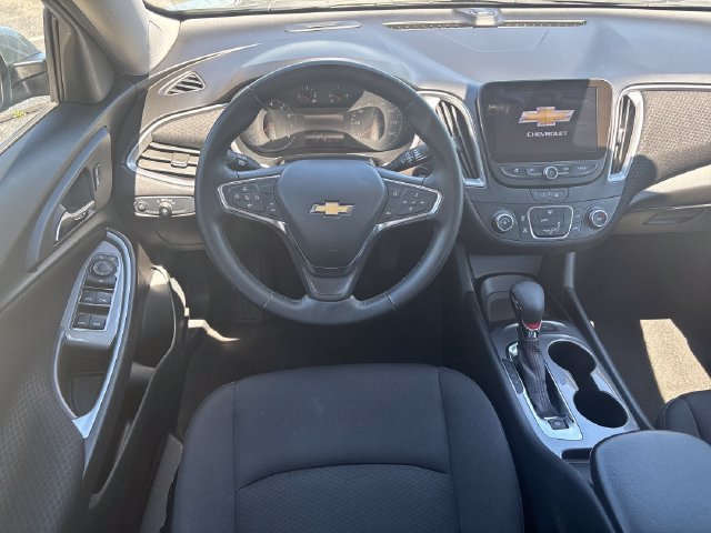 Used 2024 Chevrolet Malibu RS FWD image 13
