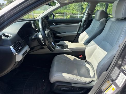 Certified 2019 Honda Accord Touring image 13