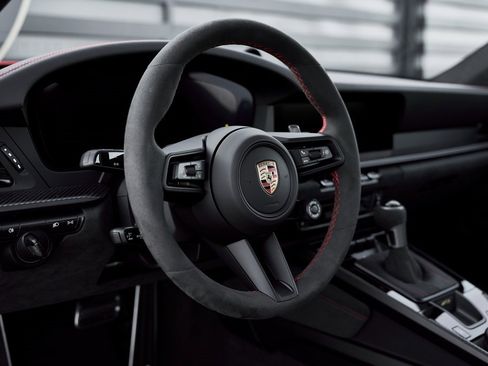 Used 2025 Porsche 911 GT3 w/ Chrono Package image 36