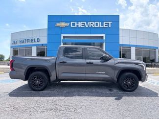 Used 2025 Toyota Tundra SR5 AWD/4WD video 1