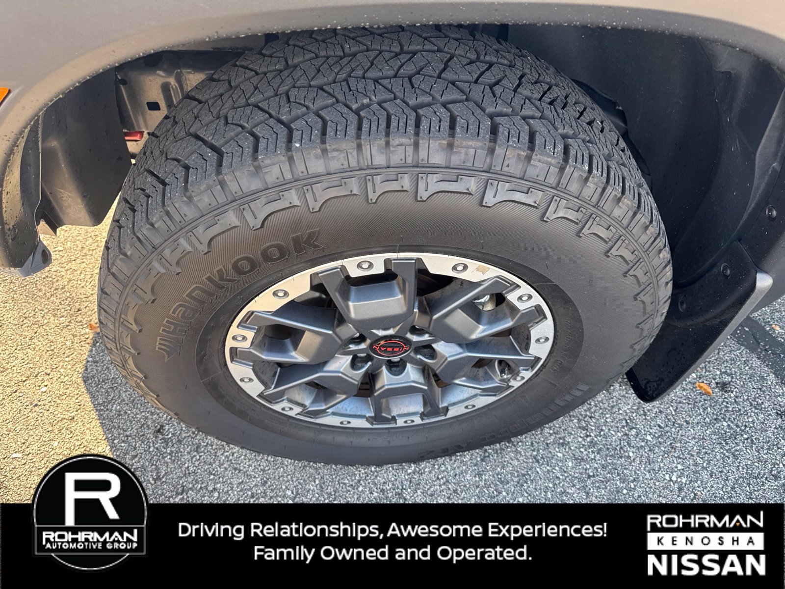 Used 2026 Nissan Frontier PRO-4X w/ Tow Package AWD/4WD image 11