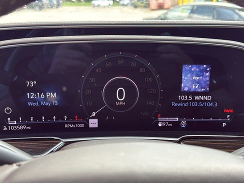 Used 2023 Cadillac Escalade ESV Sport w/ LPO, ONYX Package AWD/4WD image 14