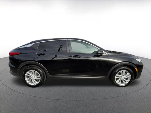 Used 2025 Buick Envista Preferred image 15
