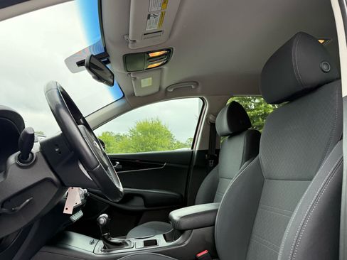 Used 2018 Kia Sorento FWD image 20