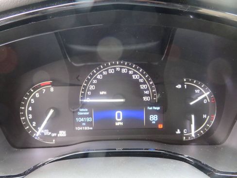 Used 2019 Cadillac XT5 AWD image 15