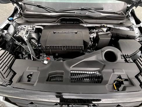 New 2025 Honda Pilot TrailSport image 16