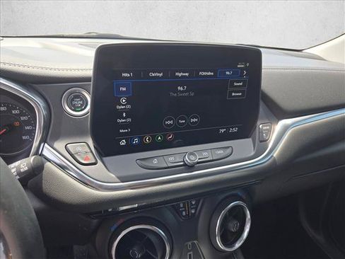 Used 2024 Chevrolet Blazer LT w/ Sound & Technology Package FWD image 13