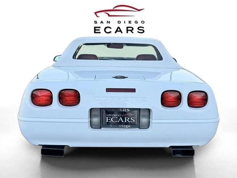 Used 1995 Chevrolet Corvette Convertible image 7